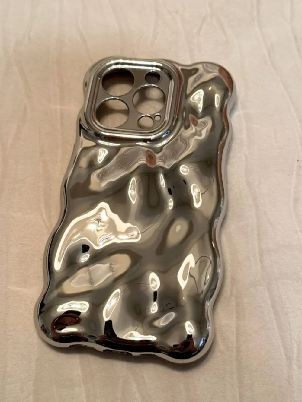 Auramma Chrome Bubbles iPhone 16 Pro Case, Silver Chrome Textured - Never Used